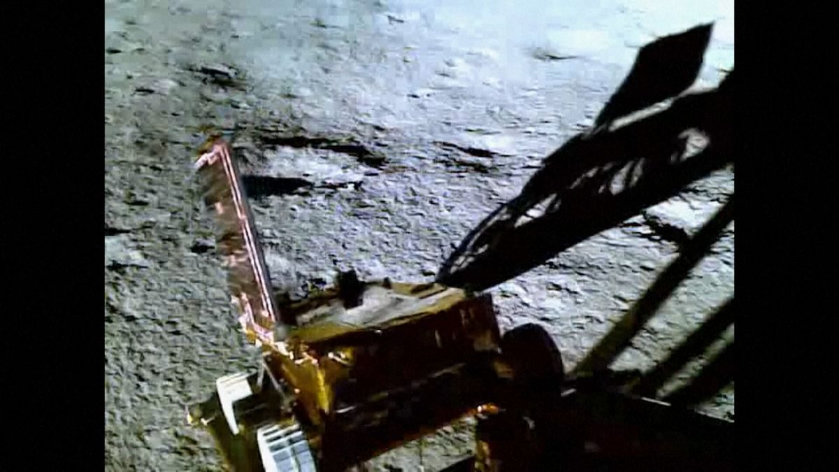 Indie zatím nedokázala obnovit spojení se svým vozítkem na Měsíci